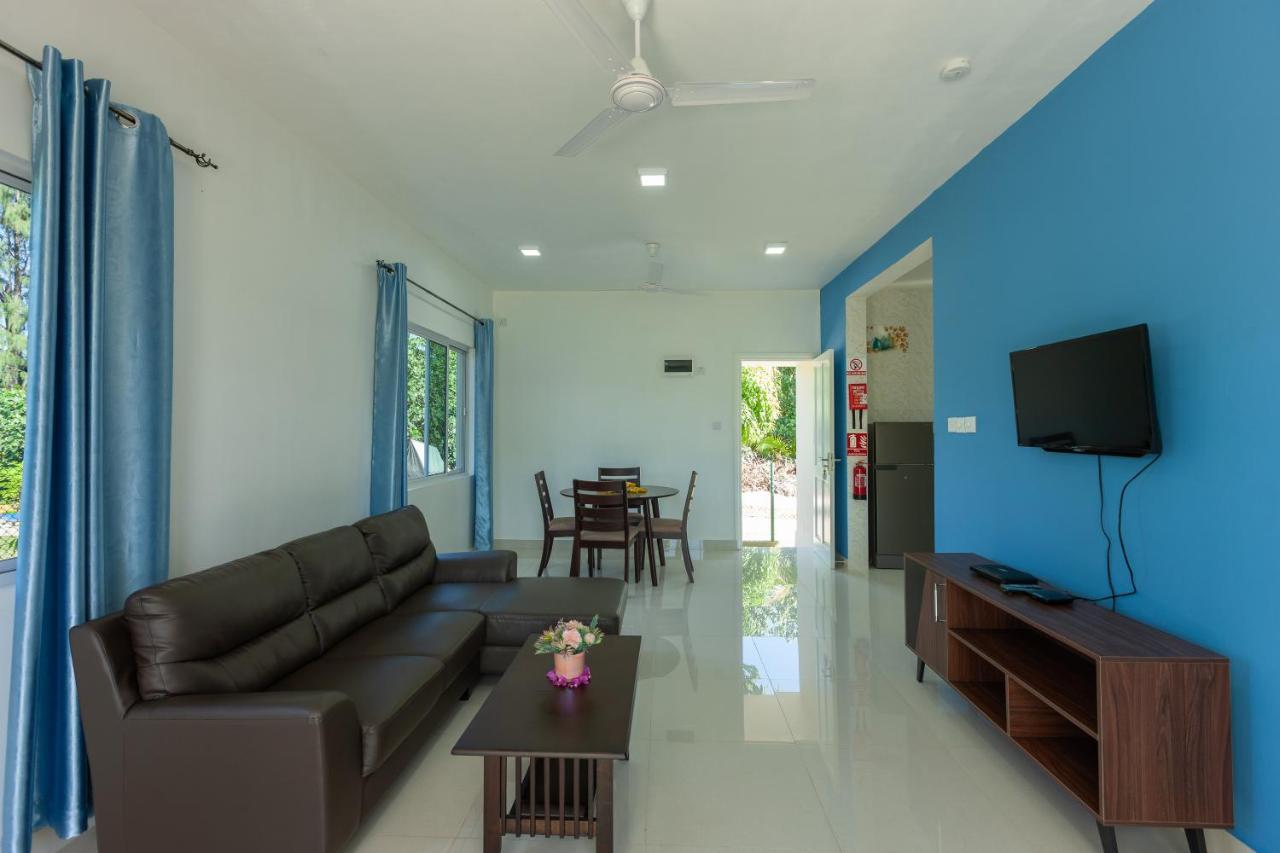 Blue Sky Self Catering Apartment Grand Anse  Exterior photo