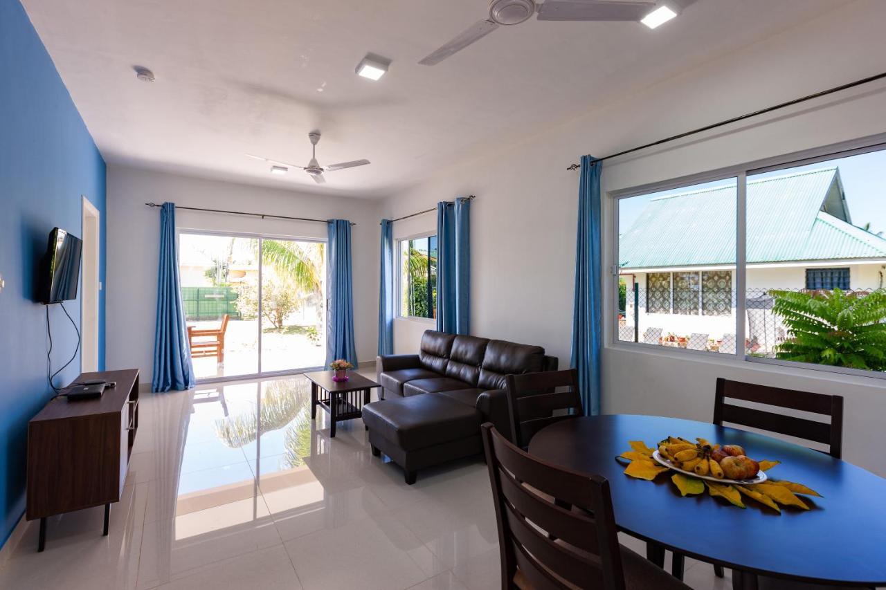 Blue Sky Self Catering Apartment Grand Anse  Exterior photo