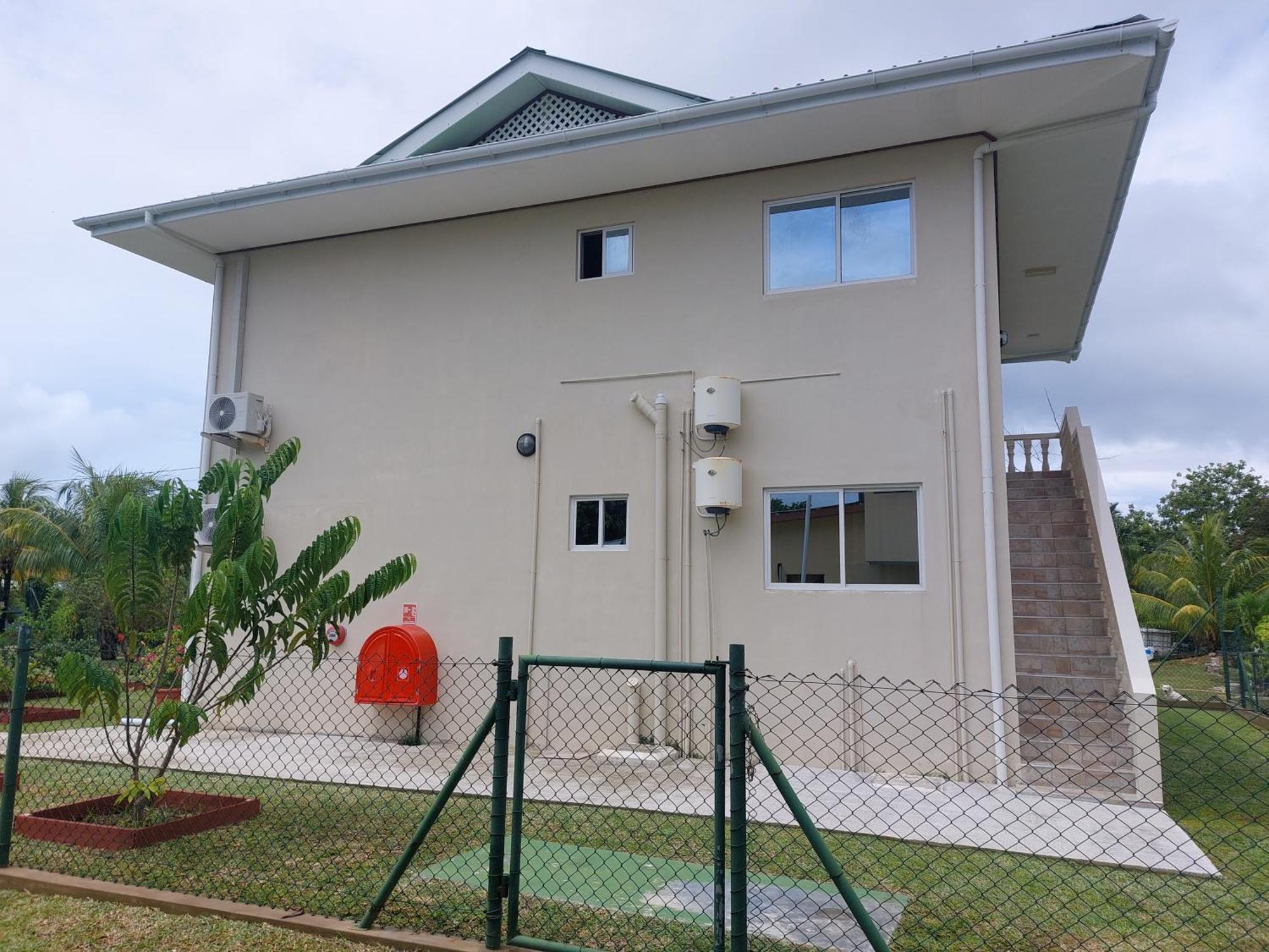 Blue Sky Self Catering Apartment Grand Anse  Exterior photo